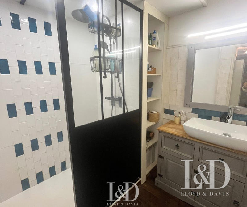 Appartement - 102 m² - 4 pièces