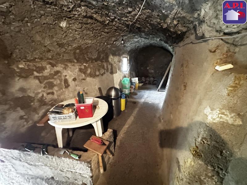 Maison - 287 m² - 8 pièces