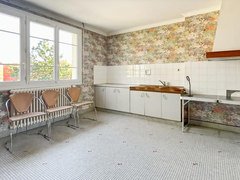 Maison - 92 m² - 5 pièces