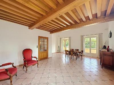 Maison - 212 m² - 9 pièces