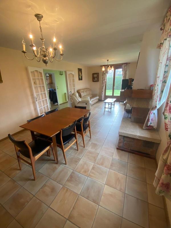 Maison - 90 m² - 3 pièces