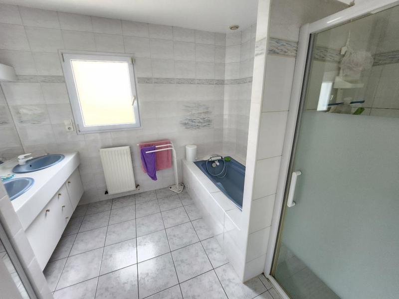 Maison - 141 m² - 5 pièces