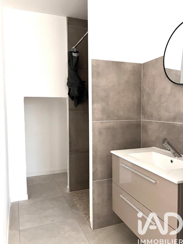 Maison - 200 m² - 8 pièces