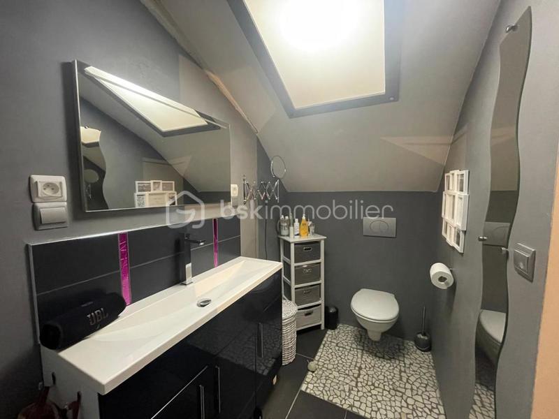 Maison en pierre - 228 m² - 8 pièces