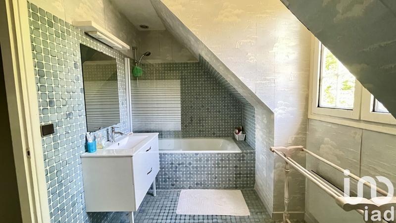 Maison - 173 m² - 8 pièces