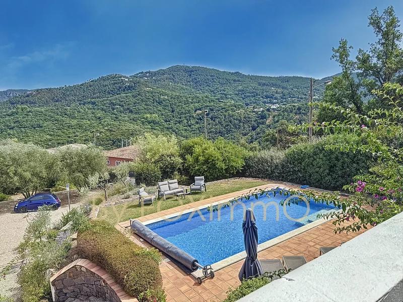 Villa - 171 m² - 6 pièces