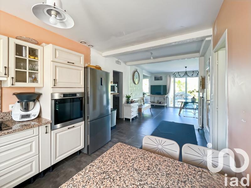 Maison - 200 m² - 8 pièces