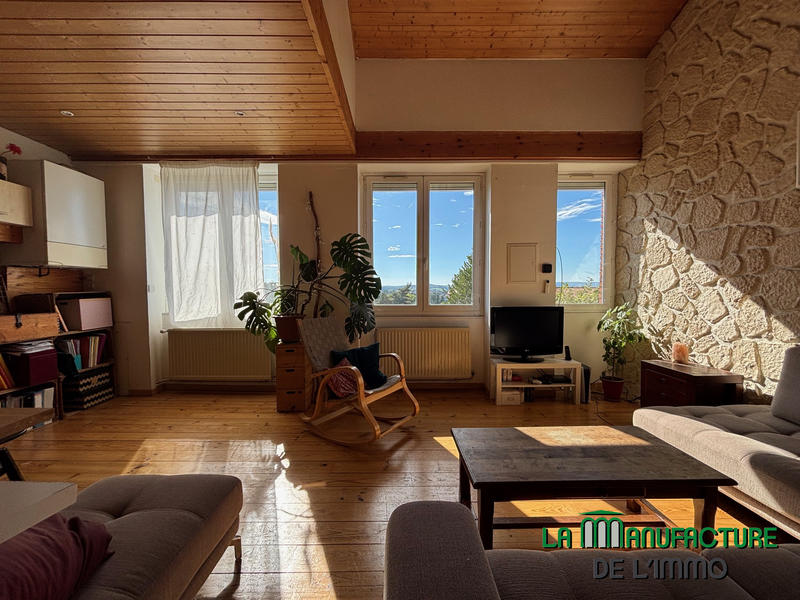 Maison - 175 m² - 6 pièces