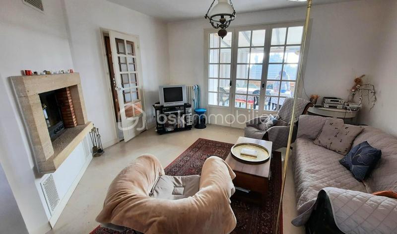 Pavillon - 169 m² - 9 pièces