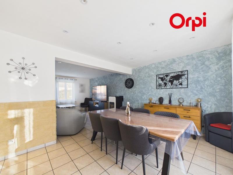 Maison - 100 m² - 4 pièces