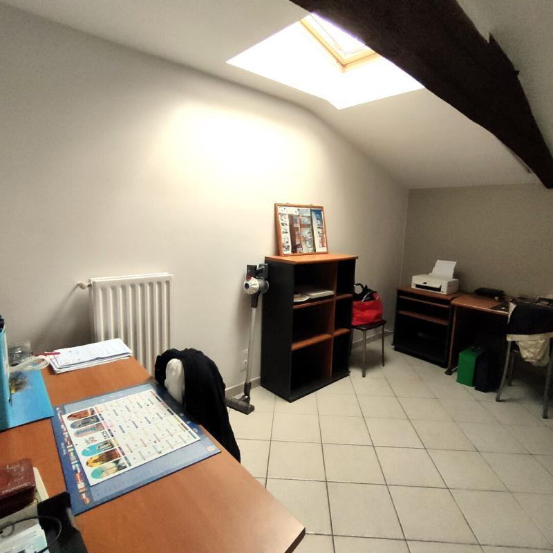 Maison - 180 m² - 7 pièces