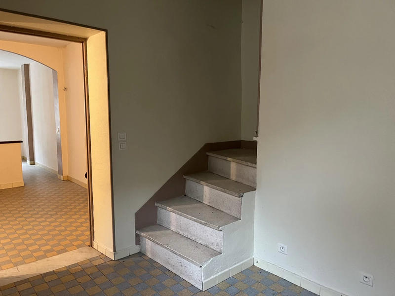 Appartement - 107 m² - 6 pièces