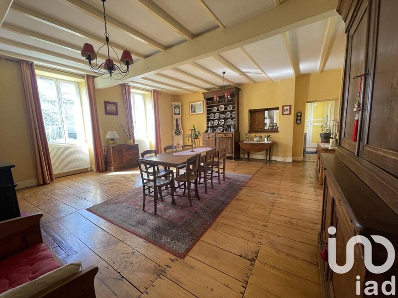 Maison - 427 m² - 18 pièces