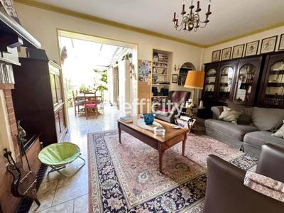 Maison - 122 m² - 5 pièces