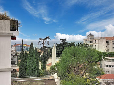 Appartement - 80 m² - 3 pièces