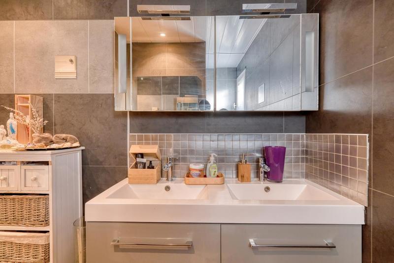 Villa - 174 m² - 9 pièces