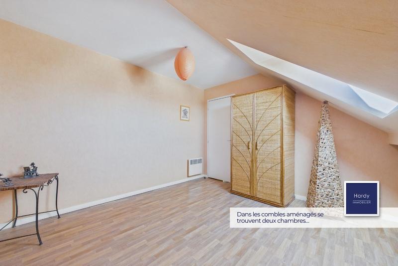 Maison - 128 m² - 7 pièces