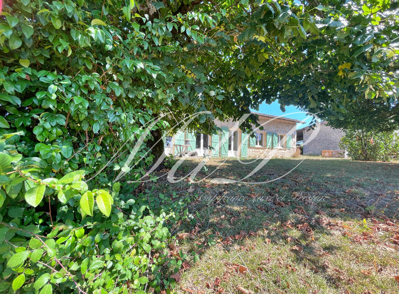 Maison de campagne - 430 m² - 10 pièces