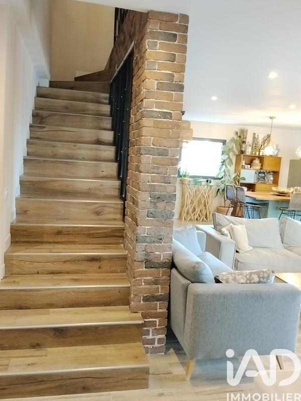 Maison - 130 m² - 5 pièces