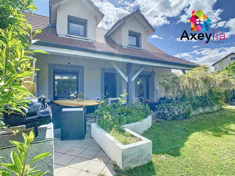 Maison - 127 m² - 6 pièces