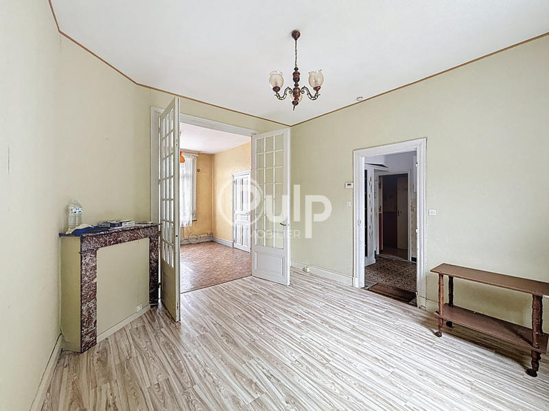 Immeuble - 106 m² - 6 pièces