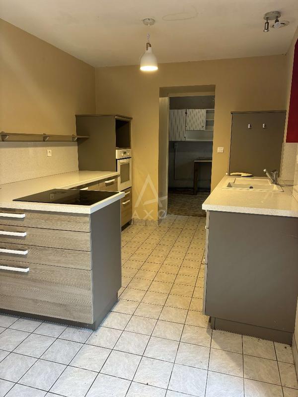 Maison - 124 m² - 7 pièces