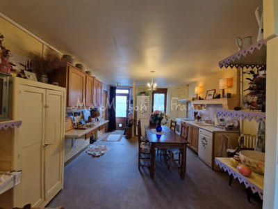 Maison - 164 m² - 7 pièces