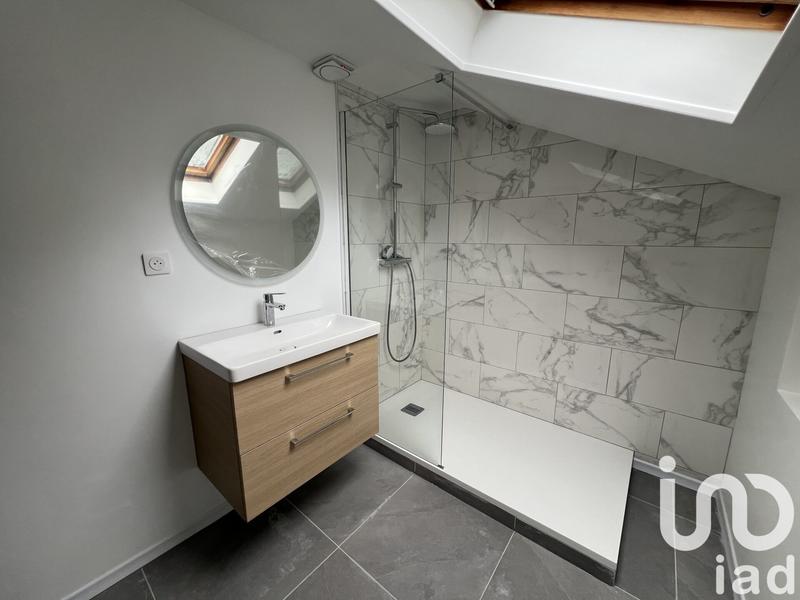 Maison - 96 m² - 5 pièces