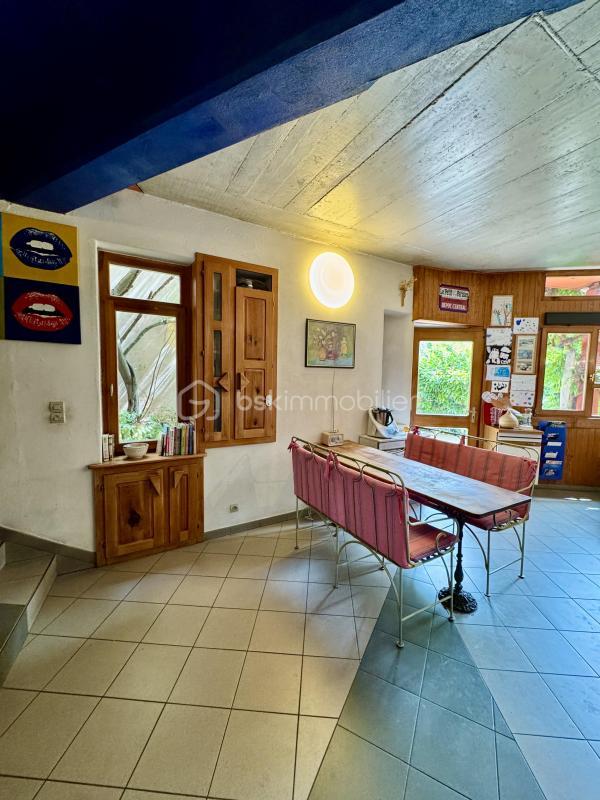Maison de village - 260 m² - 13 pièces