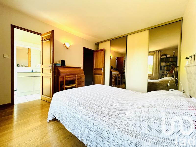 Maison - 180 m² - 7 pièces