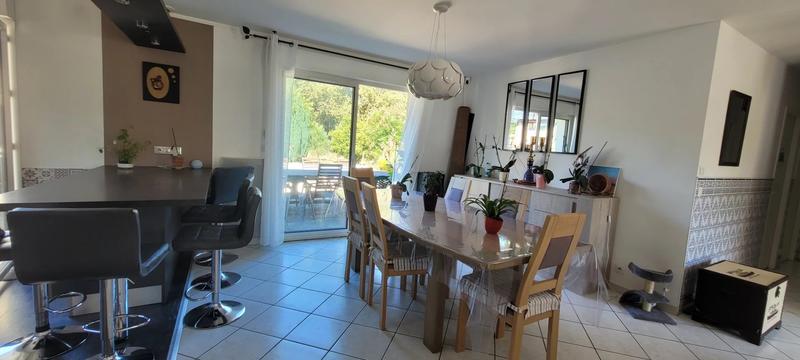 Maison - 135 m² - 6 pièces