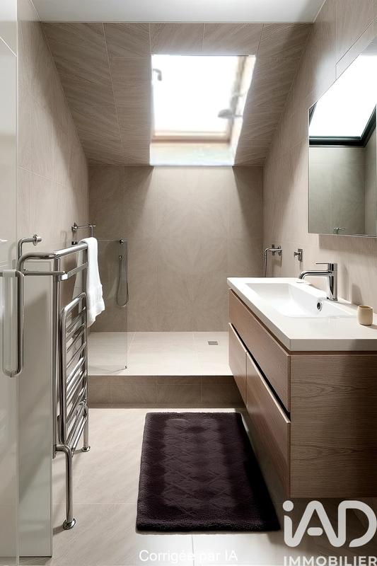 Maison - 126 m² - 6 pièces