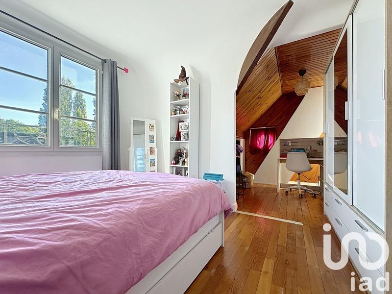 Maison - 140 m² - 8 pièces