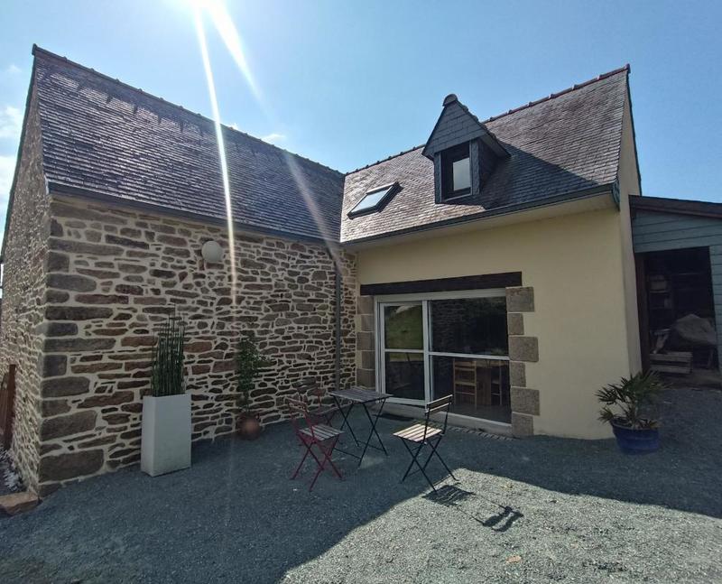 Maison - 360 m² - 17 pièces