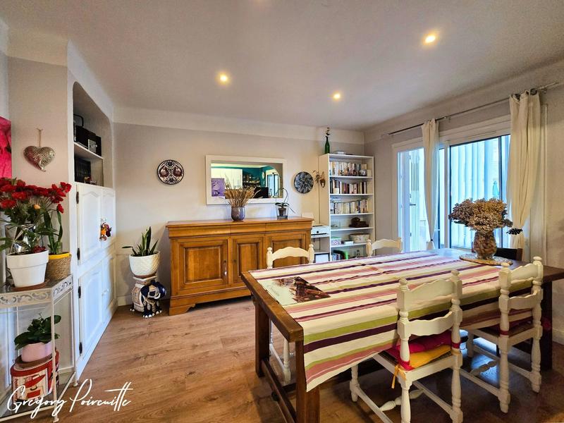 Appartement - 65 m² - 4 pièces