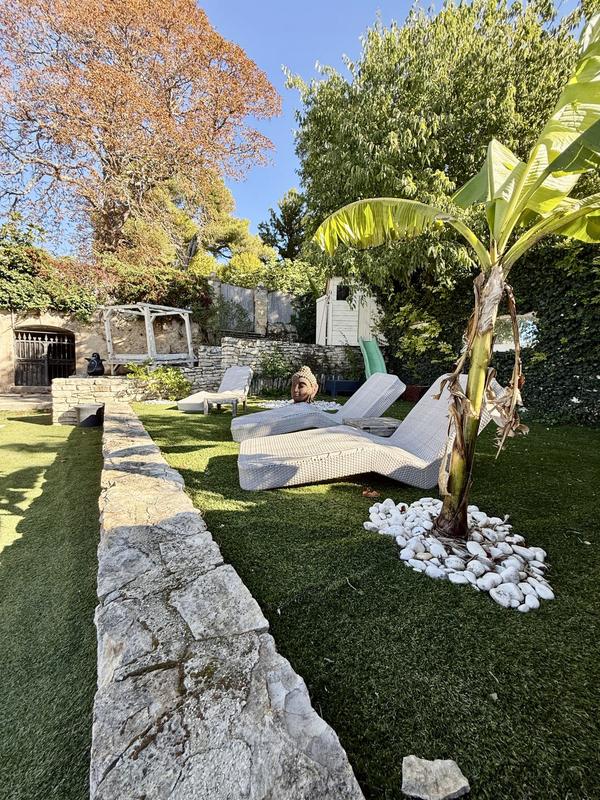 Villa - 280 m² - 8 pièces