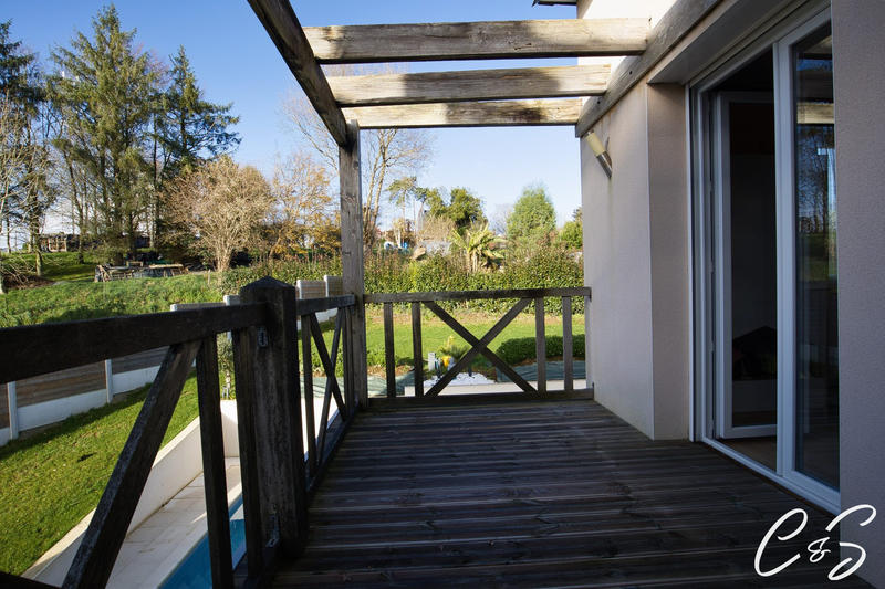 Maison - 163 m² - 6 pièces