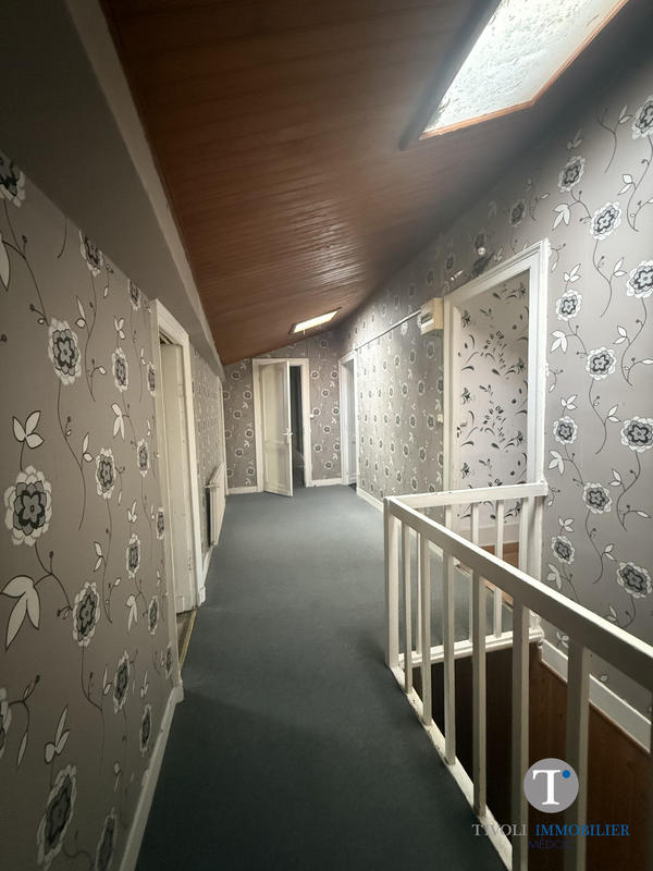 Maison - 139 m² - 6 pièces