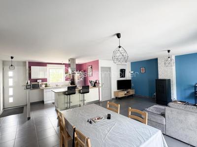 Maison - 120 m² - 6 pièces