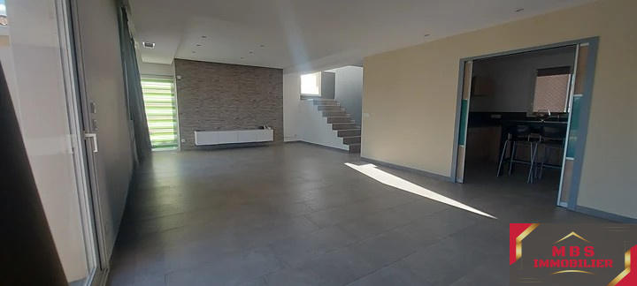 Villa - 158 m² - 6 pièces