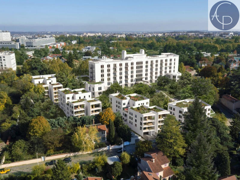 Appartement - 112 m² - 5 pièces