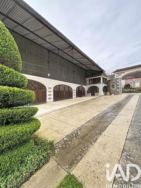 Maison - 182 m² - 7 pièces