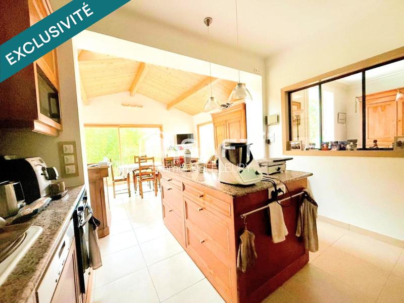 Maison - 135 m² - 6 pièces