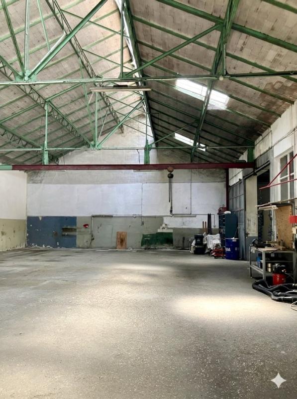 Local commercial - 402 m²