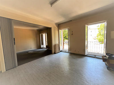 Immeuble - 230 m² - 15 pièces