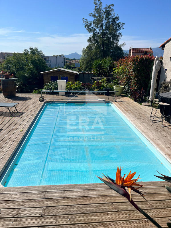 Villa - 103 m² - 5 pièces