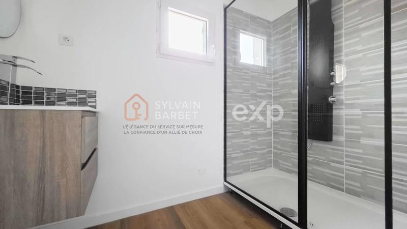 Appartement - 60 m² - 2 pièces