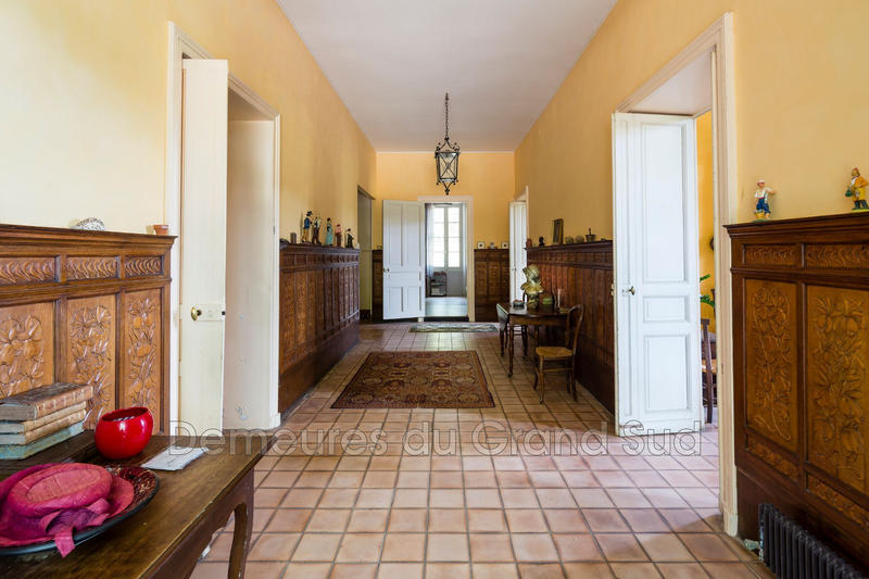 Maison de maîtres - 350 m² - 16 pièces