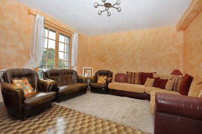 Maison - 137 m² - 5 pièces