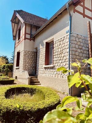 Maison - 105 m² - 5 pièces